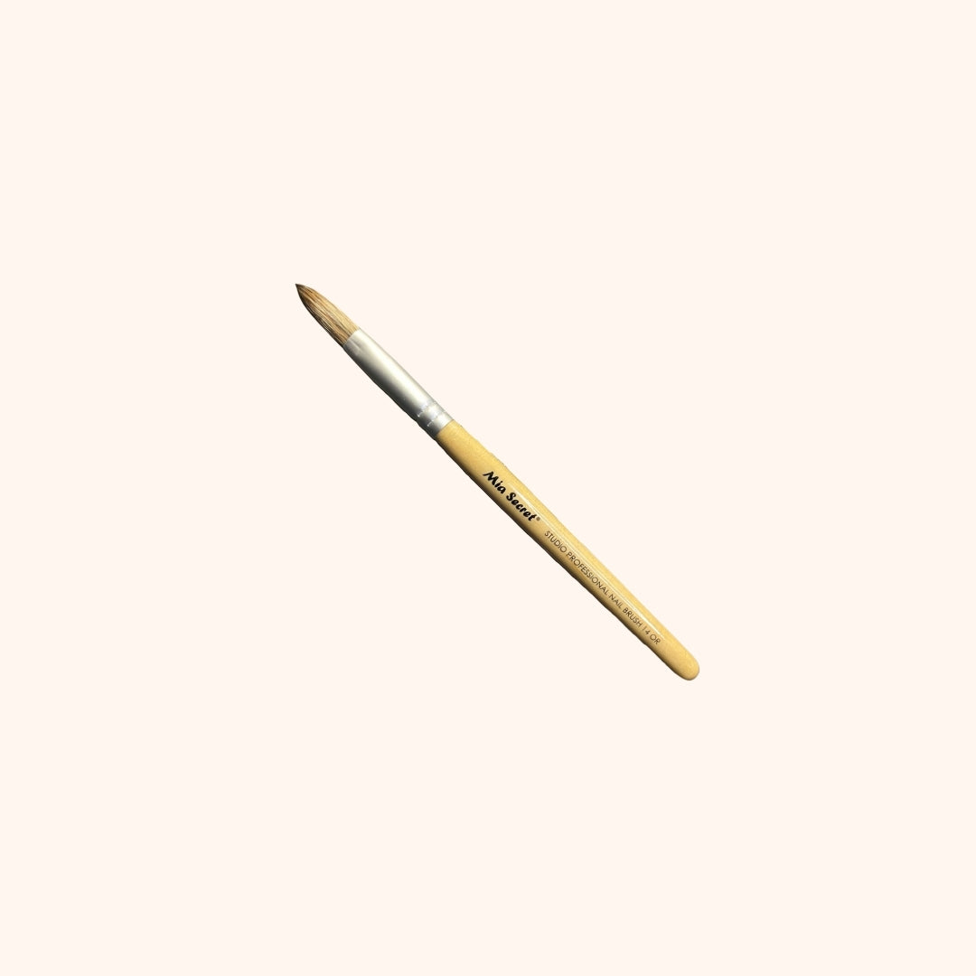Pincel Brush #14 OR Mia Secret