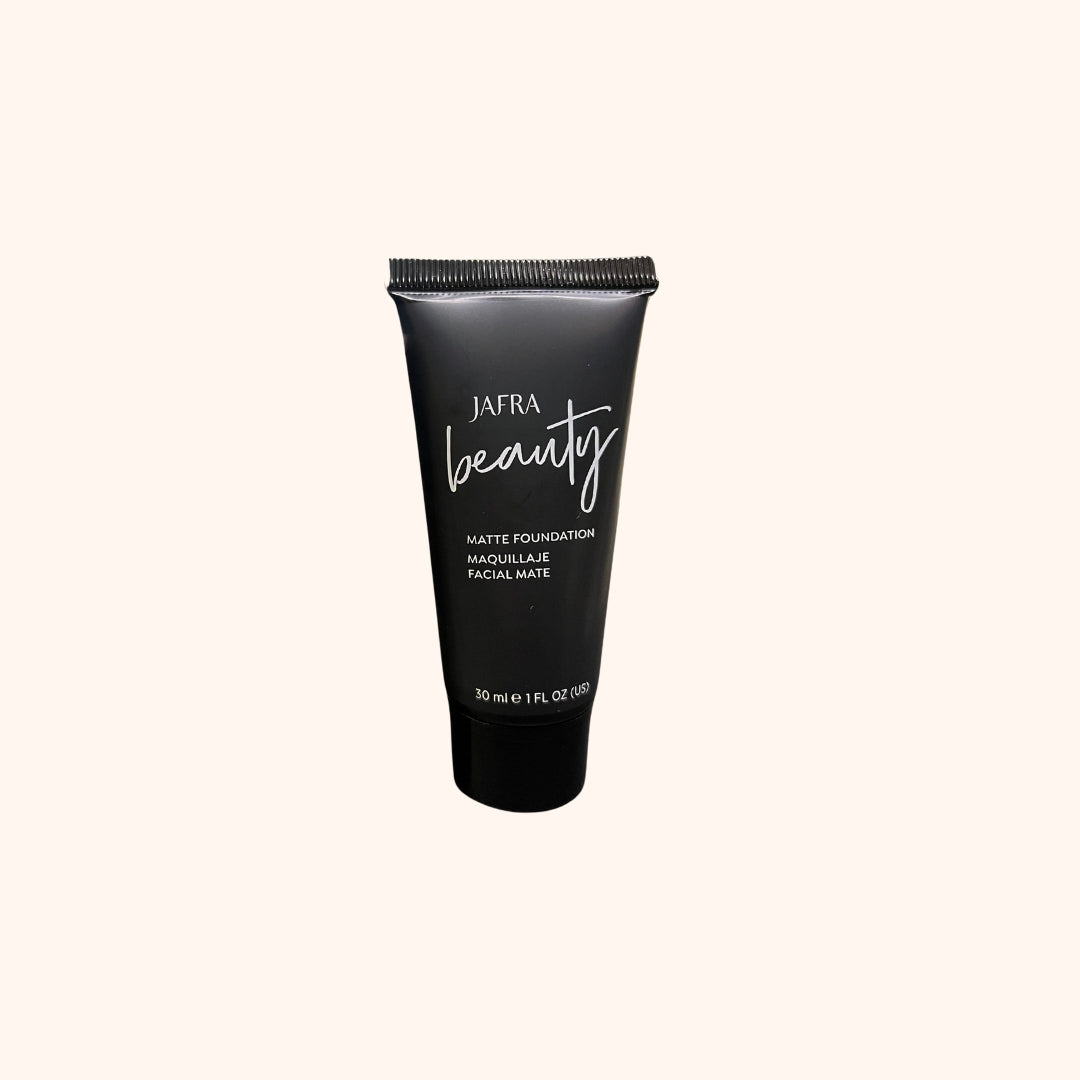 Earth ND18 Facial Matte Foundation Jafra Beauty